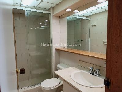 Apartamento de 4 alcobas en arriendo en Los Balsos, Medellín, 180 m² · foto 18 de 19