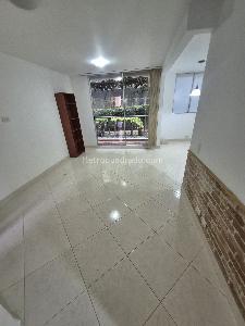 Apartamento de 2 alcobas en arriendo en Rodeo Alto, Medellín, 65 m² · foto 3 de 9