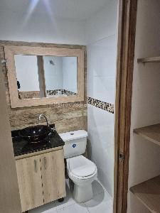 Apartamento de 2 alcobas en arriendo en Rodeo Alto, Medellín, 65 m² · foto 7 de 9