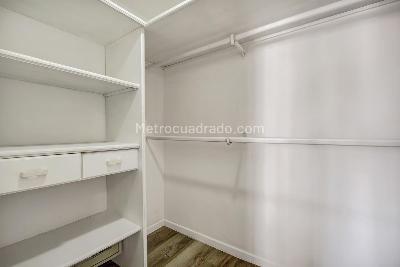 Apartamento en arriendo en El Poblado, Medellín · foto 9 de 17