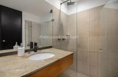 Apartamento de 1 alcoba en arriendo en El Poblado, Medellín, 90 m² · foto 13 de 15