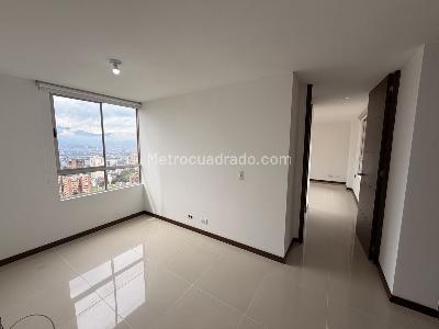 Apartamento de 3 alcobas en arriendo en Los Balsos, Medellín, 140 m² · foto 8 de 18