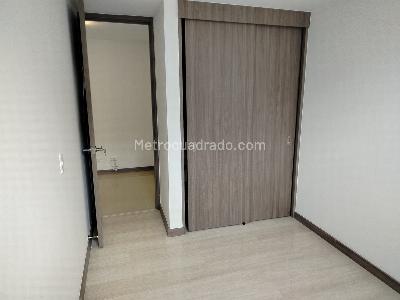 Apartamento de 3 alcobas en arriendo en Loma De Las Brujas, Envigado, 70 m² · foto 10 de 13