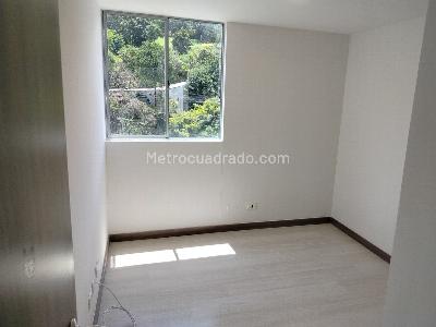 Apartamento de 3 alcobas en arriendo en Loma De Las Brujas, Envigado, 70 m² · foto 11 de 13