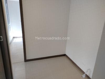 Apartamento de 3 alcobas en arriendo en Loma De Las Brujas, Envigado, 70 m² · foto 8 de 13
