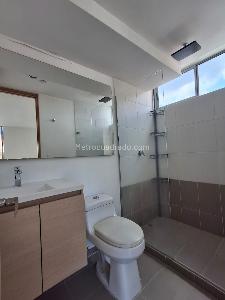 Apartamento en arriendo en Cumbres, Envigado · foto 13 de 15