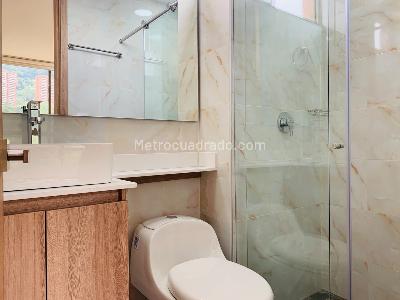 Apartamento en arriendo en El Tesoro, Medellín · foto 19 de 20