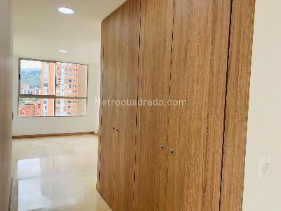 Apartamento en arriendo en El Tesoro, Medellín · foto 5 de 20