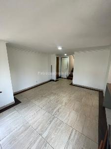 Casa de 5 alcobas en arriendo en Los Balsos, Medellín, 407 m² · foto 12 de 20