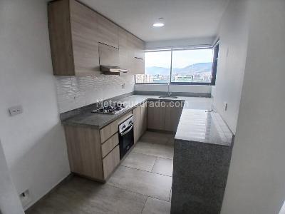 Apartamento de 2 alcobas en arriendo en Ces, Sabaneta, 89 m² · foto 2 de 15