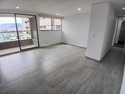 Apartamento de 2 alcobas en arriendo en Ces, Sabaneta, 89 m² · foto 3 de 15