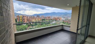 Apartamento de 3 alcobas en venta en Bosques De Zuñiga, Envigado, 133 m² · foto 4 de 15