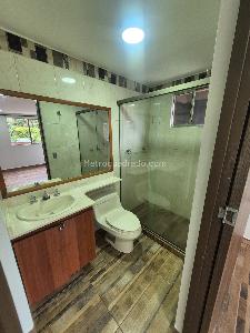Apartamento de 2 alcobas en arriendo en Loma Del Escobero, Envigado, 80 m² · foto 8 de 12