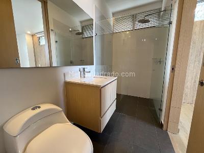 Apartamento de 1 alcoba en arriendo en Los Balsos, Medellín, 51 m² · foto 10 de 15