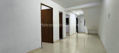 Apartamento de 3 alcobas en arriendo en Calatrava, Itagüí, 62 m² · foto 4 de 14