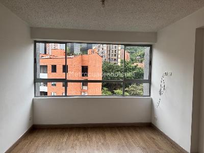 Apartamento de 2 alcobas en arriendo en San Julian, Medellín, 105 m² · foto 11 de 19
