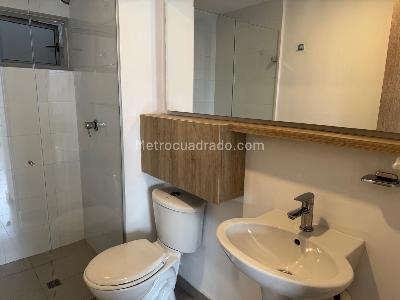 Apartamento de 2 alcobas en arriendo en San Julian, Medellín, 105 m² · foto 17 de 19