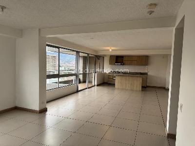 Apartamento de 2 alcobas en arriendo en San Julian, Medellín, 105 m² · foto 4 de 19