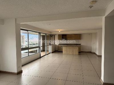 Apartamento de 2 alcobas en arriendo en San Julian, Medellín, 105 m² · foto 6 de 19