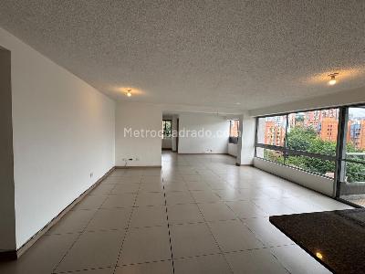 Apartamento de 2 alcobas en arriendo en San Julian, Medellín, 105 m² · foto 8 de 19