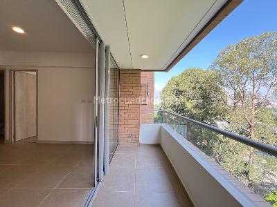 Apartamento de 2 alcobas en arriendo en Ciudad Del Rio, Medellín, 80 m² · foto 6 de 16