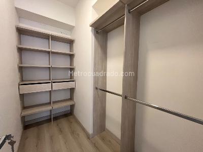 Apartamento de 2 alcobas en arriendo en Ciudad Del Rio, Medellín, 80 m² · foto 9 de 16