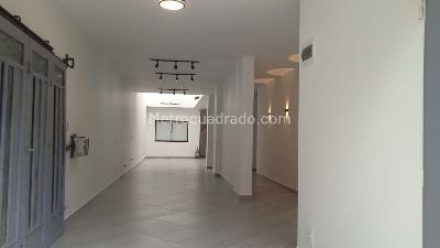 Casa de 4 alcobas en arriendo en Laureles, Medellín, 210 m² · foto 8 de 15