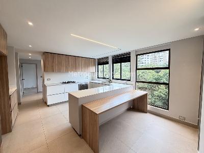 Apartamento de 3 alcobas en venta en El Campestre, Medellín, 348 m² · foto 7 de 20