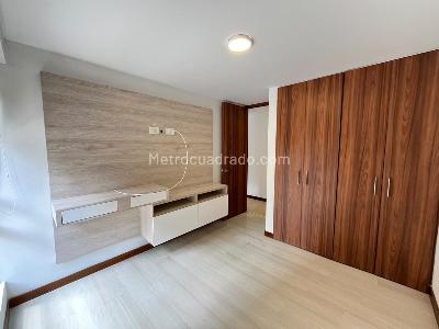 Apartamento de 3 alcobas en arriendo en Loma De Las Brujas, Envigado, 100 m² · foto 10 de 16