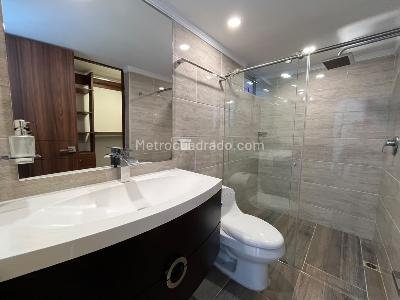 Apartamento de 3 alcobas en arriendo en Loma De Las Brujas, Envigado, 100 m² · foto 15 de 16