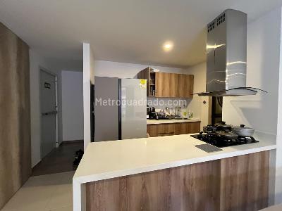 Apartamento de 2 alcobas en arriendo en Ciudad Del Rio, Medellín, 85 m² · foto 2 de 15