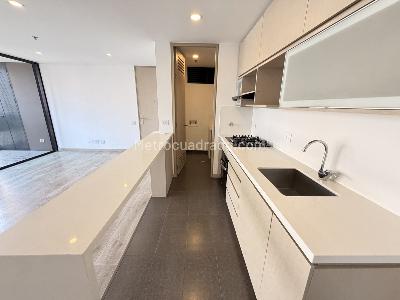 Apartamento de 2 alcobas en arriendo en Las Palmas, Medellín, 75 m² · foto 4 de 14