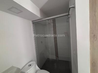 Apartamento de 3 alcobas en arriendo en Bello Antioquia, Medellín, 80 m² · foto 15 de 18