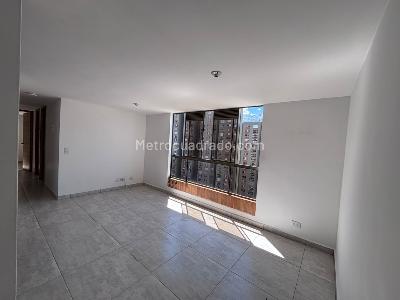 Apartamento de 3 alcobas en arriendo en Bello Antioquia, Medellín, 80 m² · foto 2 de 18
