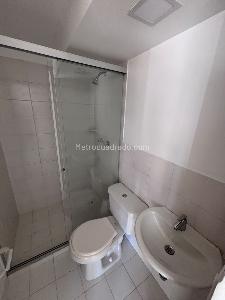 Apartamento de 3 alcobas en arriendo en Bello Antioquia, Medellín, 80 m² · foto 4 de 18