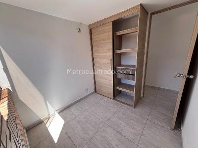 Apartamento de 3 alcobas en arriendo en Bello Antioquia, Medellín, 80 m² · foto 7 de 18