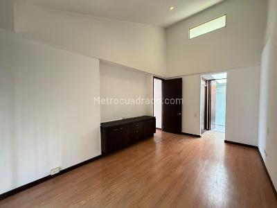 Apartamento de 2 alcobas en arriendo en La Linde, Medellín, 95 m² · foto 11 de 17