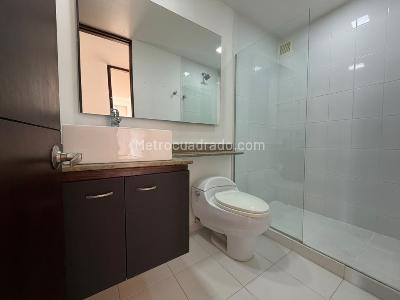 Apartamento de 2 alcobas en arriendo en La Linde, Medellín, 95 m² · foto 14 de 17