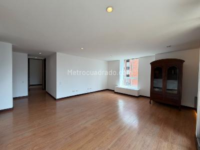 Apartamento de 2 alcobas en arriendo en La Linde, Medellín, 95 m² · foto 6 de 17