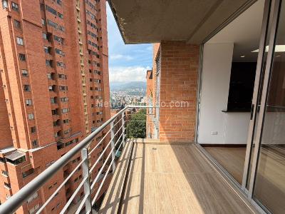 Apartamento de 2 alcobas en arriendo en La Linde, Medellín, 95 m² · foto 8 de 17