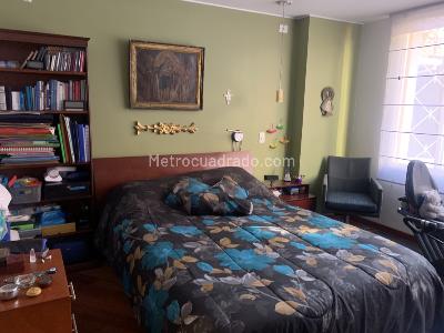 Apartamento de 3 alcobas en venta en Chico Bajo, Bogotá, 200 m² · foto 12 de 20