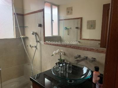 Apartamento de 3 alcobas en venta en Chico Bajo, Bogotá, 200 m² · foto 16 de 20