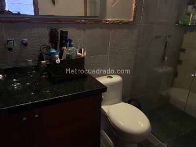 Apartamento de 3 alcobas en venta en Chico Bajo, Bogotá, 200 m² · foto 20 de 20