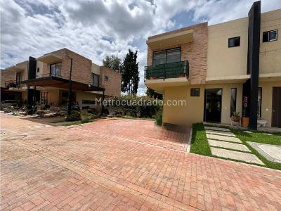 Casa de 3 alcobas en venta en Norte, Chía, 299 m² · foto 3 de 13