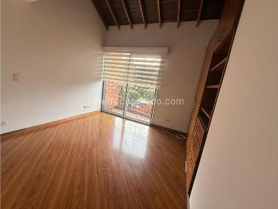 Casa de 5 alcobas en venta en Norte, Chía, 247 m² · foto 5 de 20
