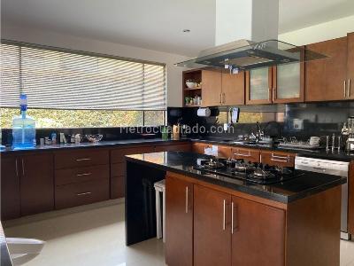 Casa de 4 alcobas en venta en Cerca De Piedra, Chía, 420 m² · foto 9 de 20