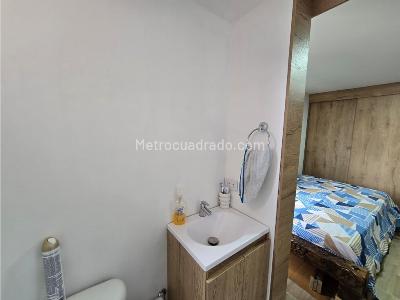 Apartamento de 2 alcobas en venta en Niquia, Bello, 60 m² · foto 19 de 20