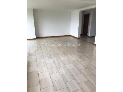 Apartamento en venta en El Poblado, Medellín · foto 6 de 20