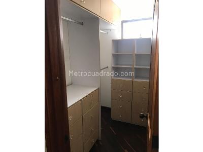 Apartamento en venta en El Poblado, Medellín · foto 8 de 20