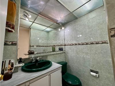 Apartamento de 4 alcobas en venta en El Poblado, Medellín, 196 m² · foto 6 de 20